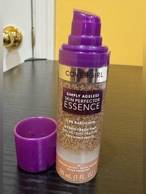 COVERGIRL Hydro Fresh Tint Medium-Olive (45)